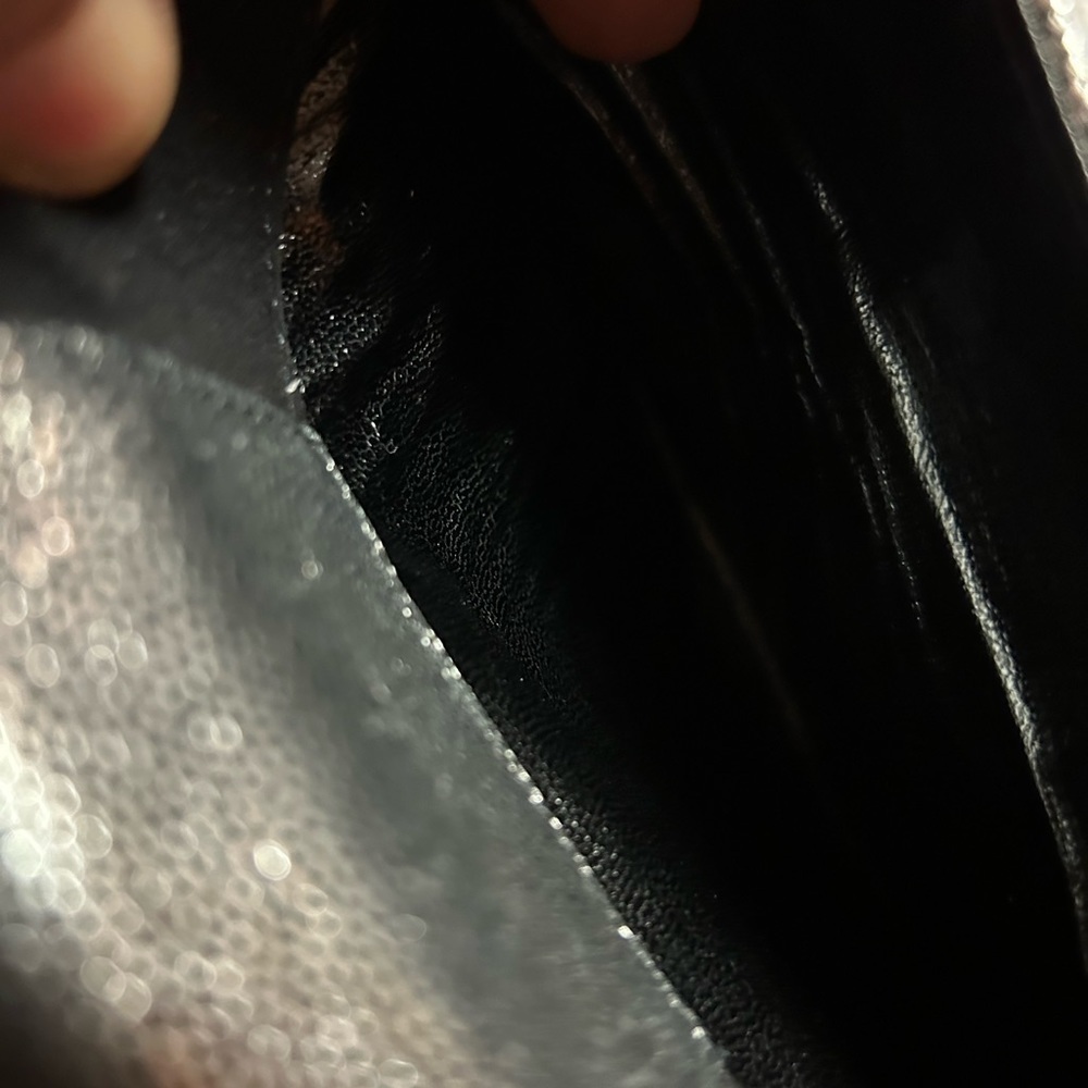 VINTAGE TAKASHIMAYA TOKYO BLACK AND SILVER CLUTCH STYLE BAG - Picture 5 of 12